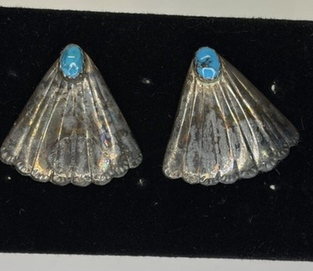 Vintage 925 Sterling Silver Turquoise Scallop Fan Earrings